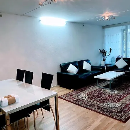 Beautiful 5-bed In Lystrup-aarhus 아파트 Åstrup